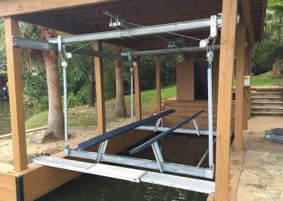 The boat lift company lake conroe livingston houston town ponds overhead boat lift cable lift