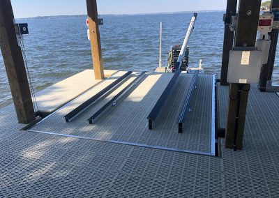 The boat lift company lake conroe livingston houston town ponds platform lift
