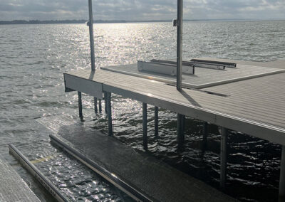 Platform Boat Lift on Lake Conroe and Lake Livingston