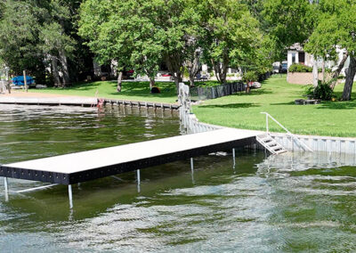 A Simple, Clean Waterfront Built for Summer Fun
