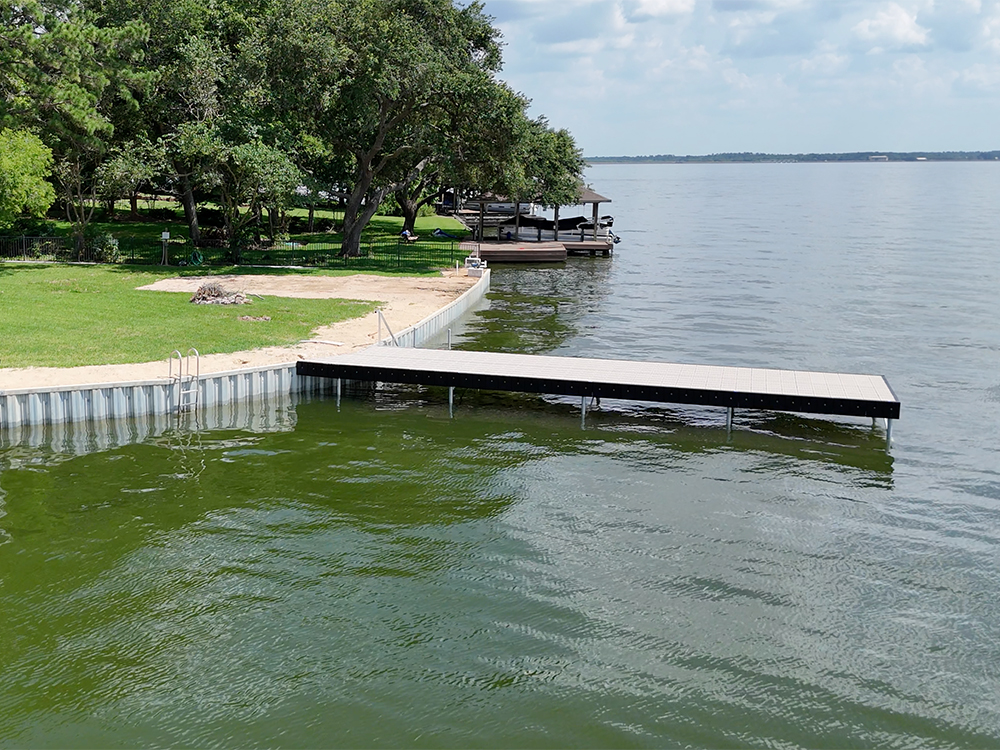 Jet Ski Lift on Lake Conroe and Lake Livingston