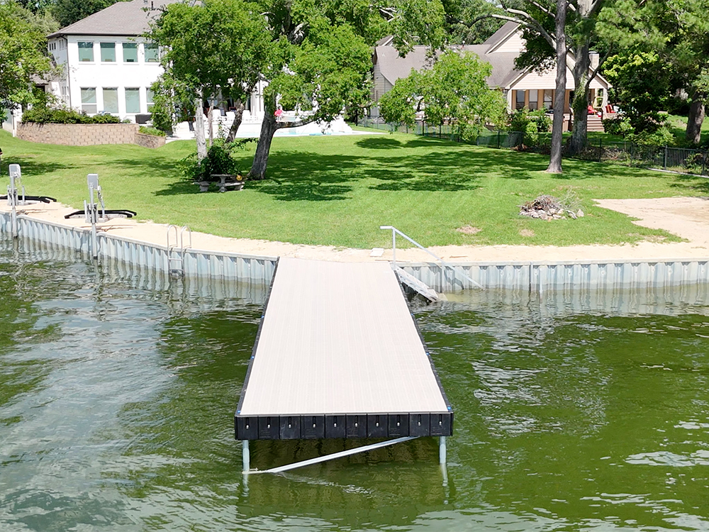 Heavy Duty Aluminum Dock Construction on Texas Lakes